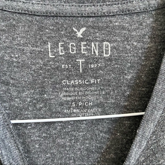 American Eagle Grey T-Shirt - Picture 3 of 4
